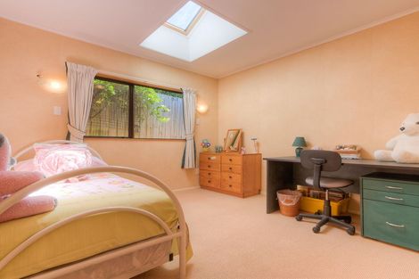 Photo of property in 9 Cyclades Place, Shelly Park, Auckland, 2014