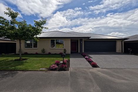 Photo of property in 4a Somerville Crescent, Aidanfield, Christchurch, 8025