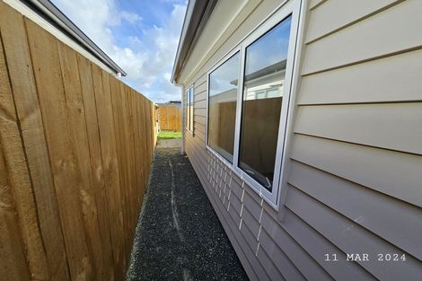 Photo of property in 40 Whareatua Avenue, Takanini, 2112