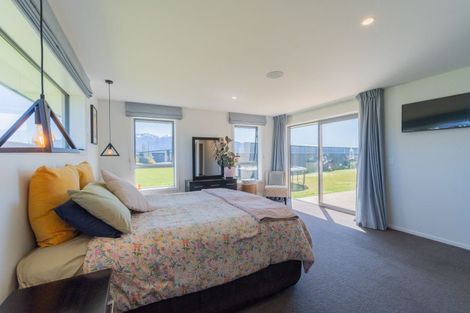 Photo of property in 11 Breaksea Street, Te Anau, 9600