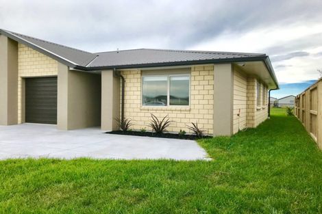 Photo of property in 12 Fuller Street, Papamoa Beach, Papamoa, 3118