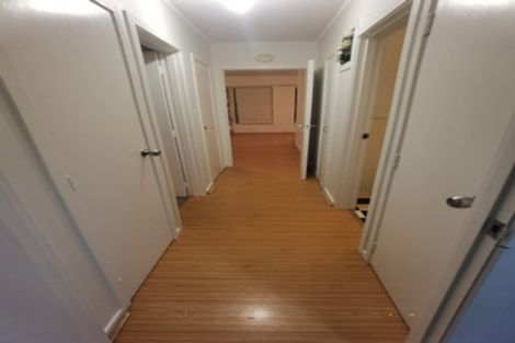 Photo of property in 1/736 Mount Eden Road, Mount Eden, Auckland, 1024