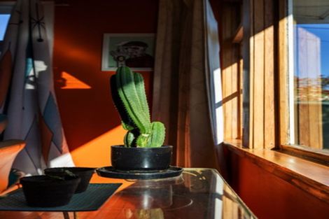 Photo of property in 18 Croziers Road, St Albans, Christchurch, 8052