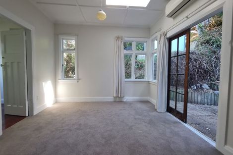 Photo of property in 26 Honiana Te Puni Street, Aro Valley, Wellington, 6021