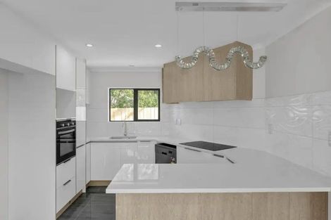 Photo of property in 15a Mckean Avenue, Manurewa, Auckland, 2102