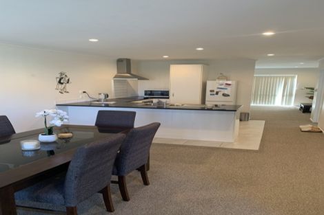 Photo of property in 20/46 Park Estate Road, Rosehill, Papakura, 2113