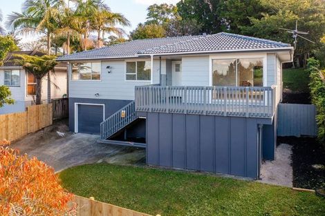 Photo of property in 57 Sunline Avenue, Massey, Auckland, 0614