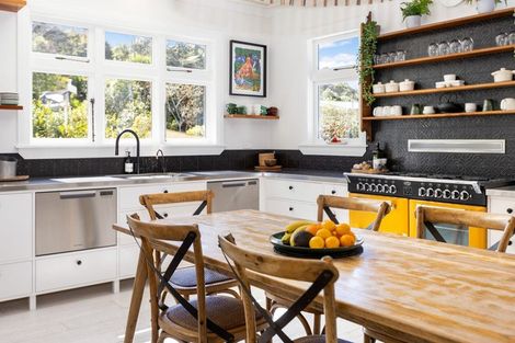 Photo of property in 3 Delhi Crescent, Khandallah, Wellington, 6035