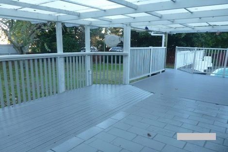 Photo of property in 4 Arthur Place, Opaheke, Papakura, 2113