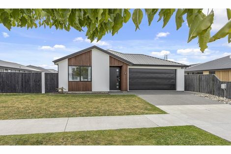 Photo of property in 77 Tiritiri Moana Drive, Pegasus, 7612