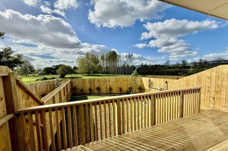 Photo of property in 3/35 Young Crescent, Drury, 2113