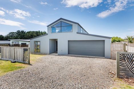 Photo of property in 35 Barling Street, Himatangi Beach, Foxton, 4891