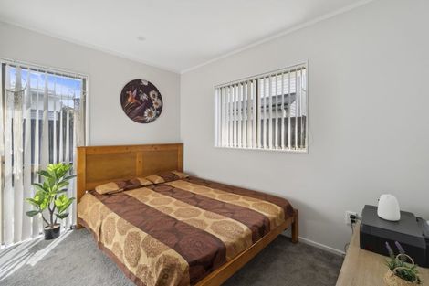 Photo of property in 1/27 Scott Road, Papakura, 2110