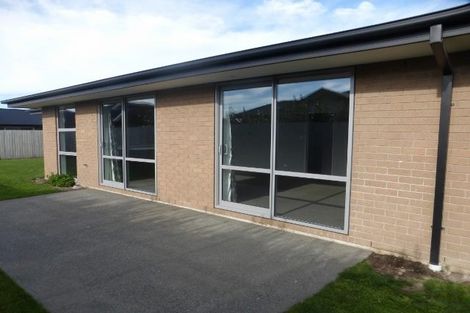 Photo of property in 92 Beaumont Drive, Rolleston, 7614