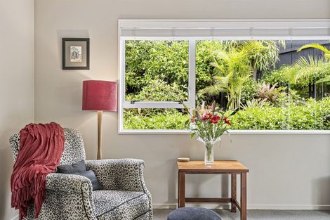 Photo of property in 2/47 Centorian Drive, Windsor Park, Auckland, 0632
