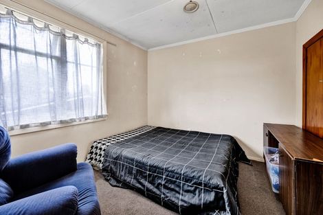 Photo of property in 55 Collingwood Street, Eltham, 4322