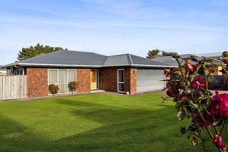 Photo of property in 9 Hobson Street, Normanby, Hawera, 4614