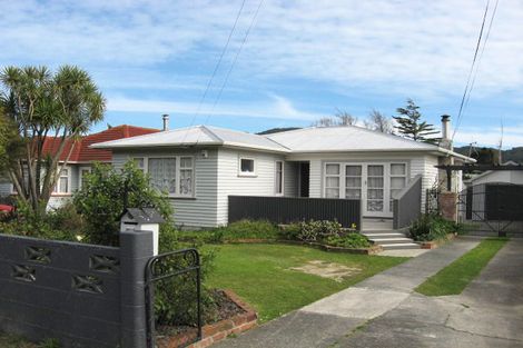 Photo of property in 11 Frederick Street, Wainuiomata, Lower Hutt, 5014