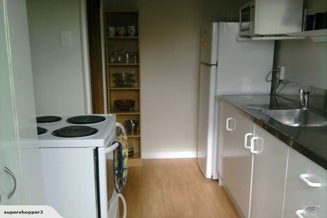 Photo of property in 16 Freyberg Street, Roslyn, Palmerston North, 4414