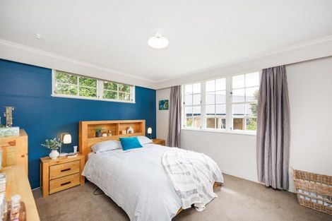 Photo of property in 4 Chilton Grove, Hokowhitu, Palmerston North, 4410