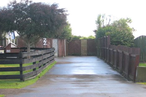 Photo of property in 2/22 Kenwick Place, Burswood, Auckland, 2013