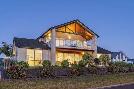 Photo of property in 22 Aquila Drive, Whitianga, 3510