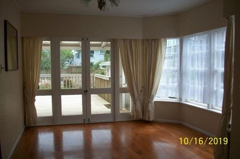 Photo of property in 228 Forrest Hill Road, Forrest Hill, Auckland, 0620