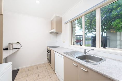 Photo of property in 1/51 Henderson Valley Road, Henderson, Auckland, 0612
