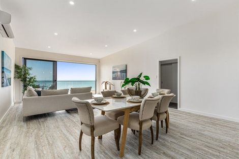 Photo of property in 8a Crispe Road, Clarks Beach, 2122