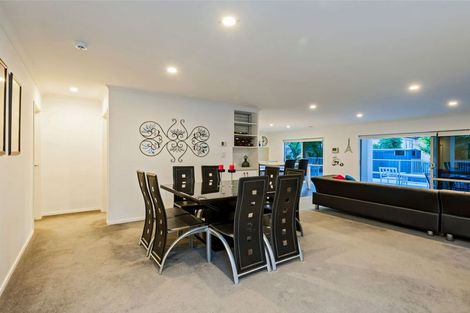 Photo of property in 9 Fairbairn Place, East Tamaki Heights, Auckland, 2016