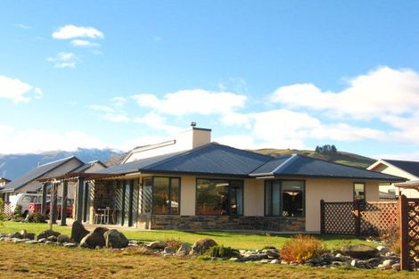 Photo of property in 12 Mavora Road, Lake Hayes, Queenstown, 9304