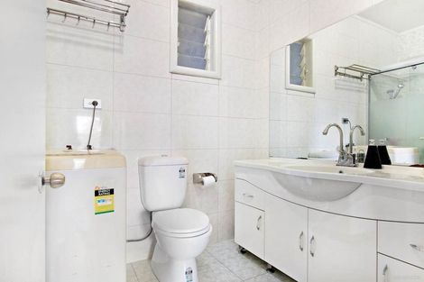 Photo of property in 37 Titirangi Road, New Lynn, Auckland, 0600