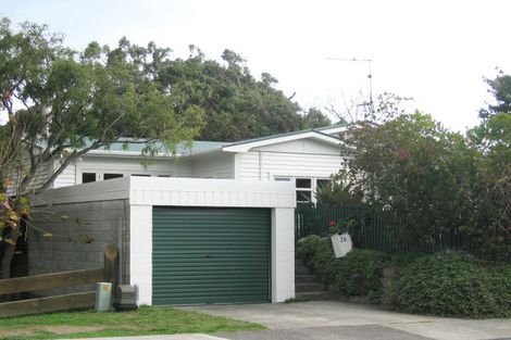 Photo of property in 26 Ocean Road, Paraparaumu Beach, Paraparaumu, 5032