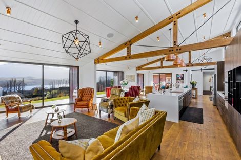 Photo of property in 6 Hayes View Lane, Lake Hayes, Queenstown, 9371
