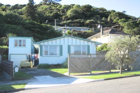 Photo of property in 75 Thomas Street, Stokes Valley, Lower Hutt, 5019
