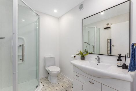 Photo of property in 18 Palm Grove, Belmont, Lower Hutt, 5010