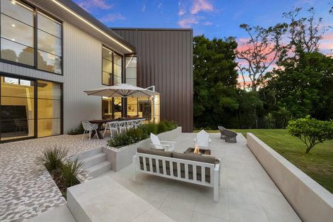 Photo of property in 366 Frankley Road, Ferndale, New Plymouth, 4310