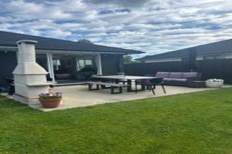 Photo of property in 6 Elizabeth Street, Cambridge, 3434