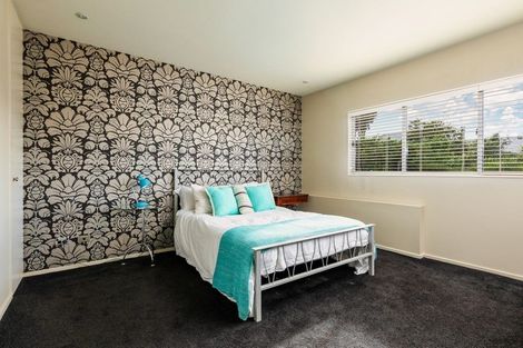Photo of property in 2/25 Larchwood Avenue, Westmere, Auckland, 1022