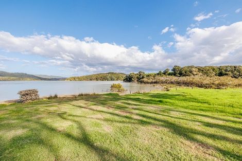 Photo of property in 114a Ranui Road, Karetu, 0283