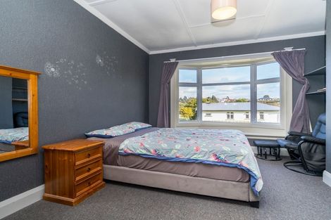 Photo of property in 43 Copinsha Street, Palmerston, 9430