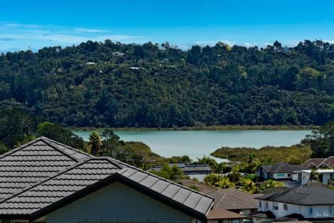 Photo of property in 88 Mackay Drive, Greenhithe, Auckland, 0632