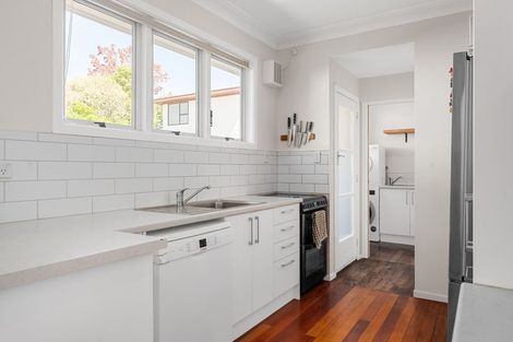 Photo of property in 23 Mitcham Avenue, Forest Lake, Hamilton, 3200