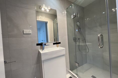 Photo of property in 6/31 Reid Road, New Lynn, Auckland, 0600