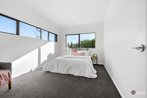 Photo of property in 2/51 Kings Crescent, Hutt Central, Lower Hutt, 5010