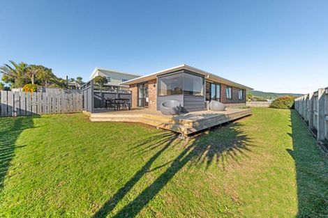 Photo of property in 620b South Road, Oakura, 4314