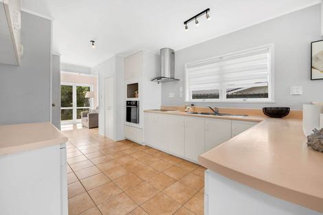 Photo of property in 13 Maugham Drive, Bucklands Beach, Auckland, 2014
