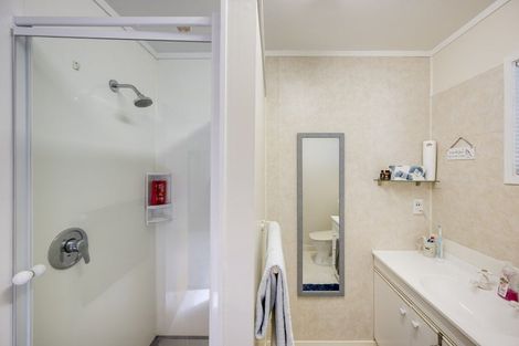 Photo of property in 1 Ewan Place, Taradale, Napier, 4112