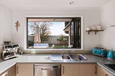 Photo of property in 9 Beachmere Place, Papamoa Beach, Papamoa, 3118