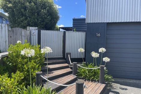 Photo of property in 16 Beach Crescent, Waikuku Beach, 7473